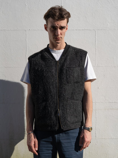 Steadfast Gilet - Charcoal